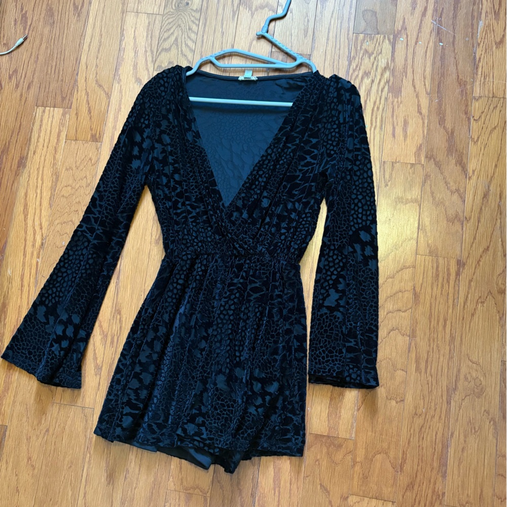 Black Long bell flare Sleeve velvet mesh Romper gothic